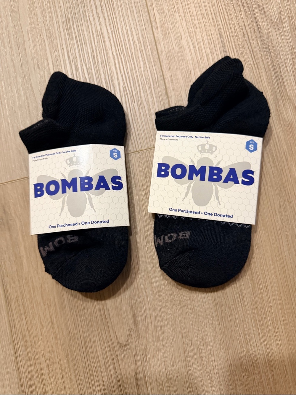 Bombas Black No-Show Socks Small - 2 Pack MSRP $30
